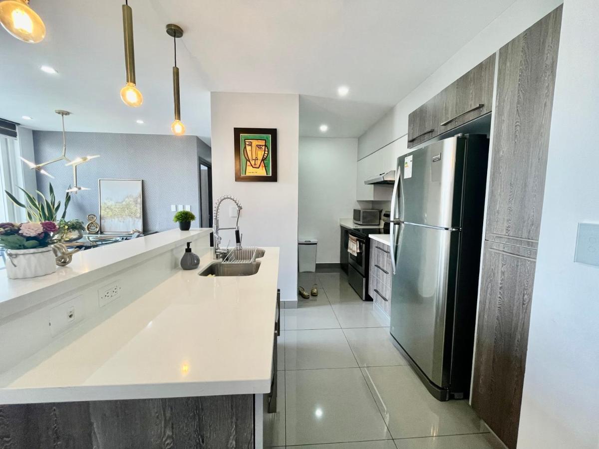 Amplio Condominio Ejecutivo Con Hermosa Vista 산페드로술라 외부 사진