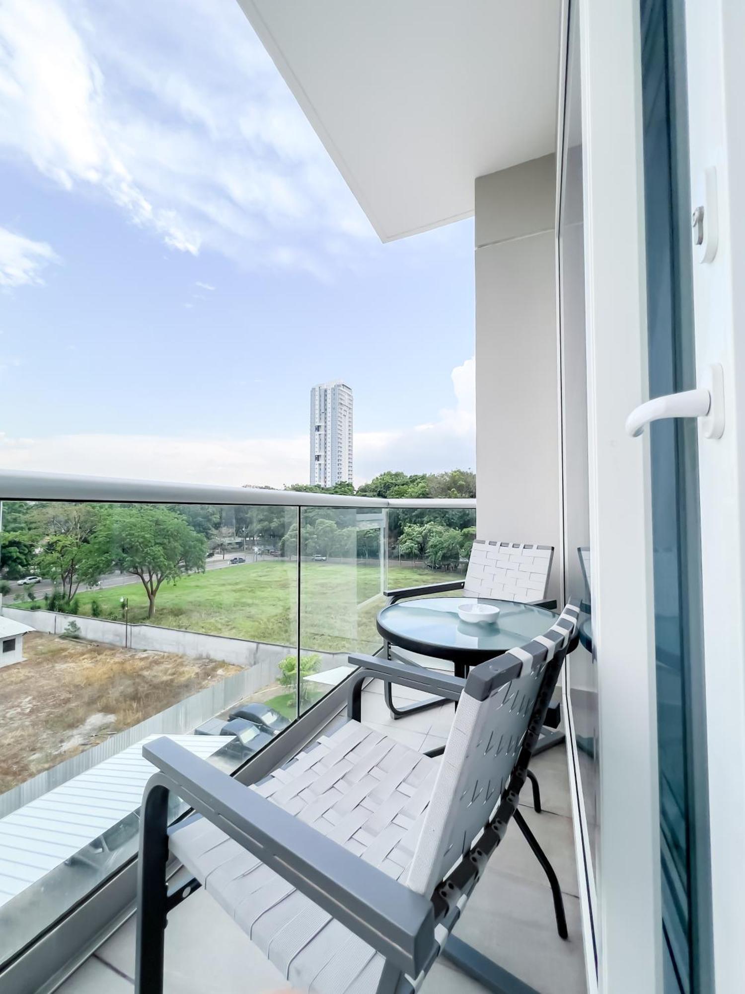 Amplio Condominio Ejecutivo Con Hermosa Vista 산페드로술라 외부 사진